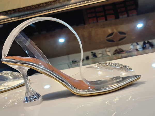 Monalo Blahnik Transferent Heels: